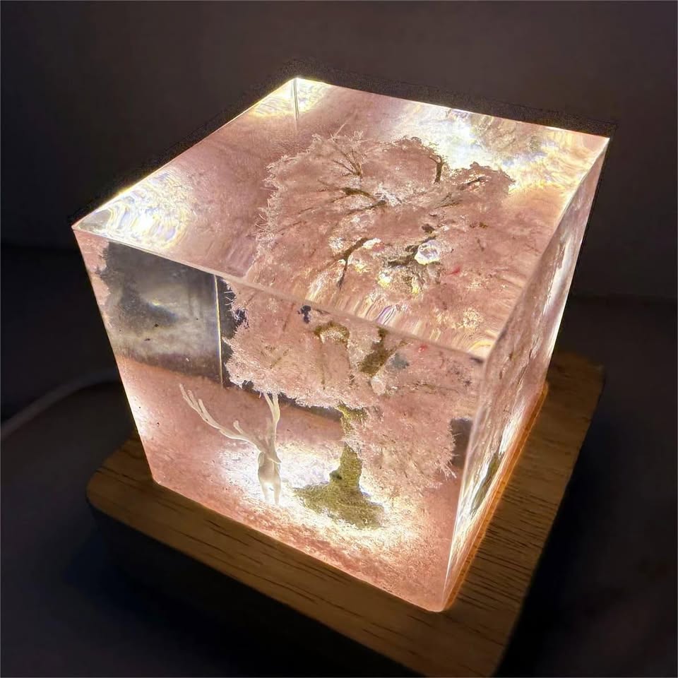 Sakura & Deer Resin Lamp