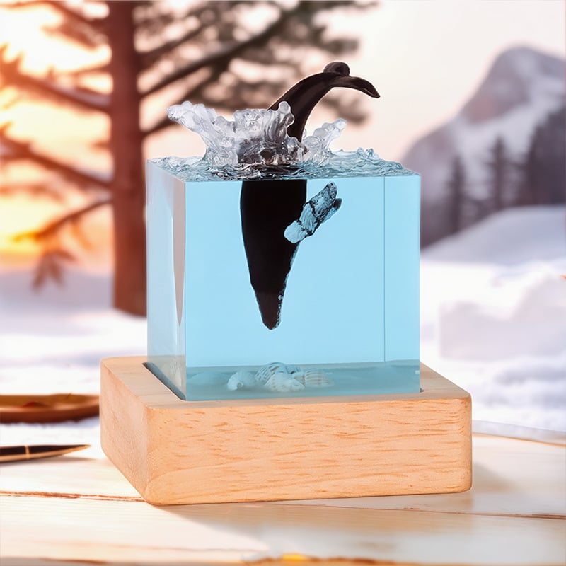 Whale & Shell Resin Lamp Artisanal Night Light for Coastal Bedroom Decor