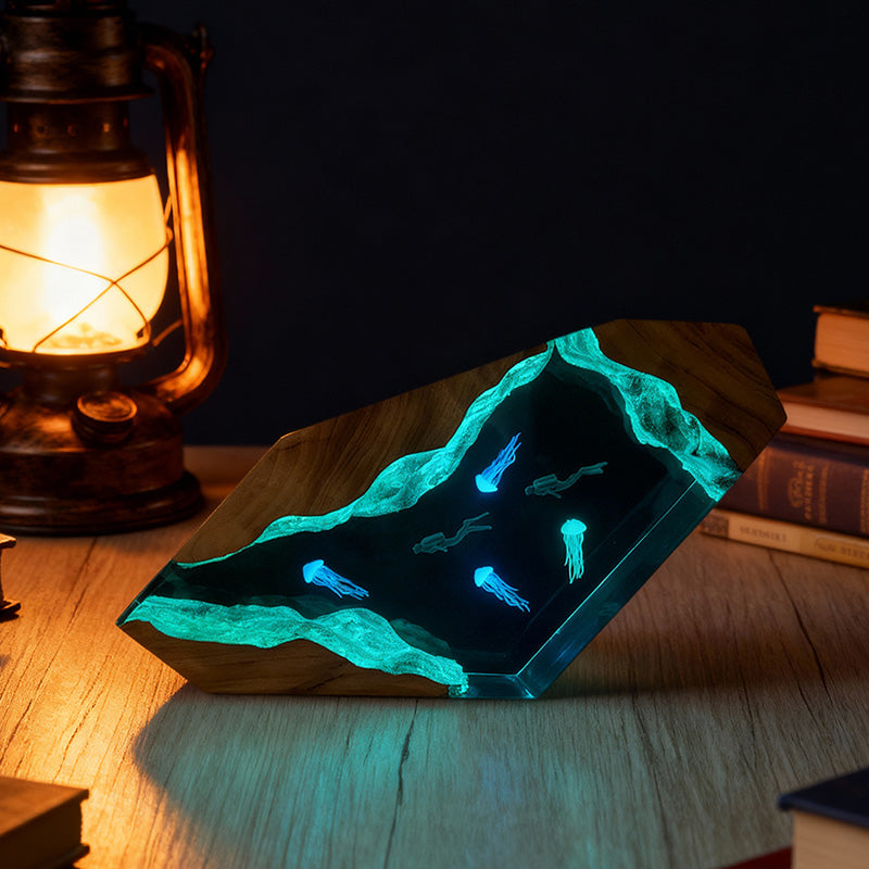Diver & Jellyfish Resin Lamp Handmade Sea-Themed Night Light for Home Decor