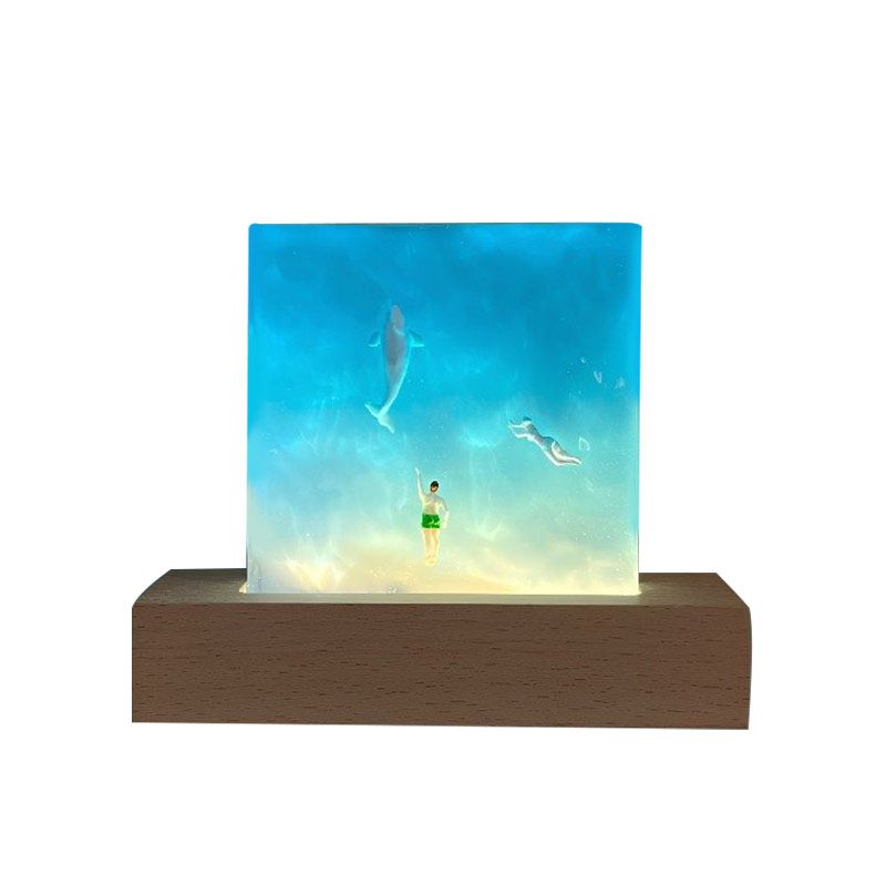Romantic Blue Sea Love Resin Lamp | Couple with Marine Creatures Night Light Valentine's Gift