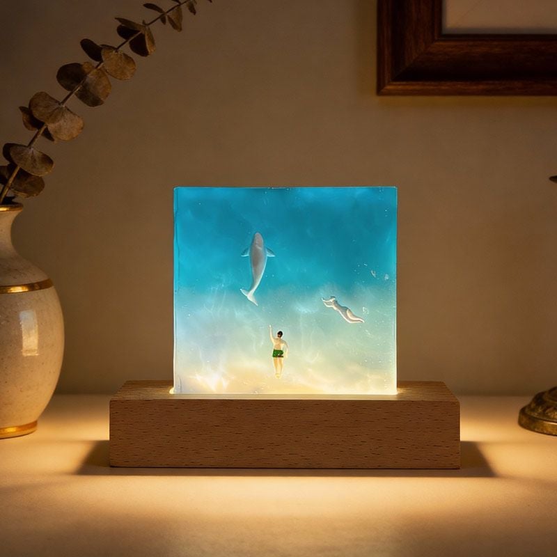 Romantic Blue Sea Love Resin Lamp | Couple with Marine Creatures Night Light Valentine's Gift