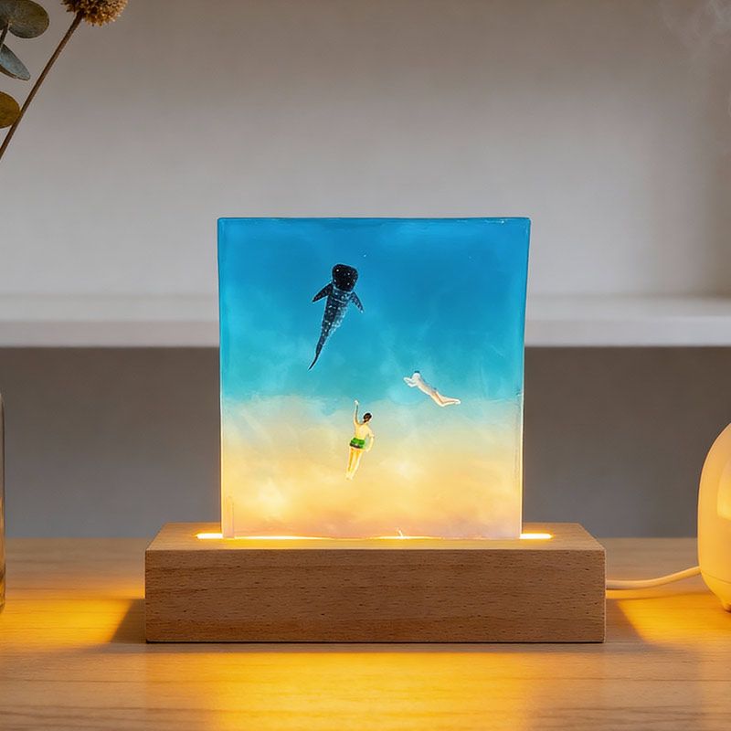 Romantic Blue Sea Love Resin Lamp | Couple with Marine Creatures Night Light Valentine's Gift