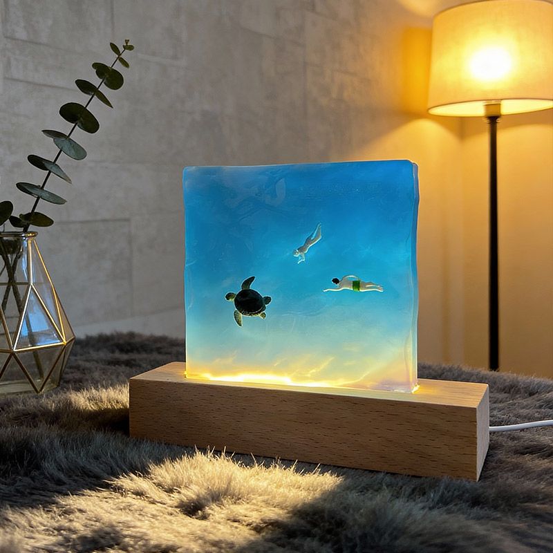 Romantic Blue Sea Love Resin Lamp | Couple with Marine Creatures Night Light Valentine's Gift