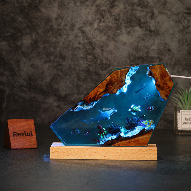 Hammerhead Shark & Shipwreck Resin Lamp Ocean Diorama Deep Sea Art