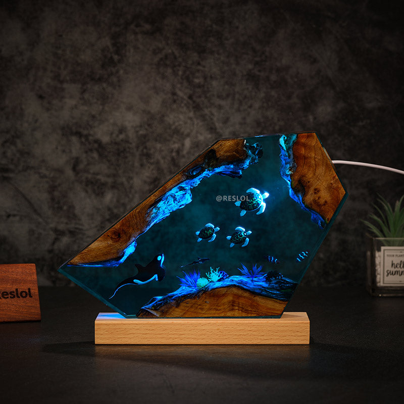 Orca & Turtle Resin Lamp Ocean-Themed Epoxy Night Light for Bedroom Decor