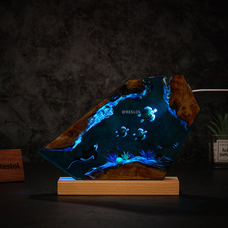 Orca & Turtle Resin Lamp Ocean-Themed Epoxy Night Light for Bedroom Decor