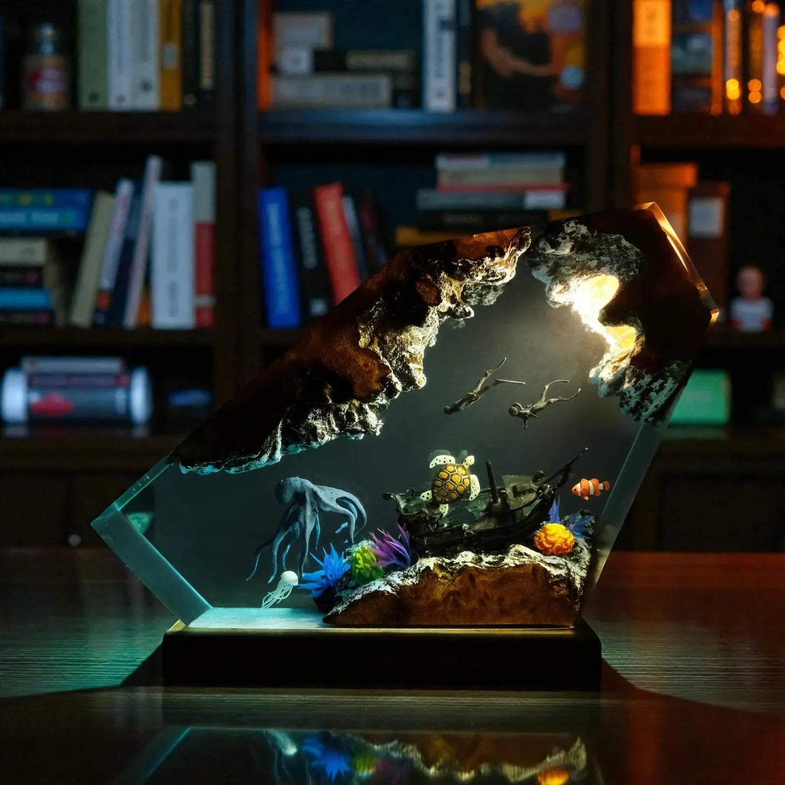 Handmade Resin Ocean Lamp Octopus Divers Diorama