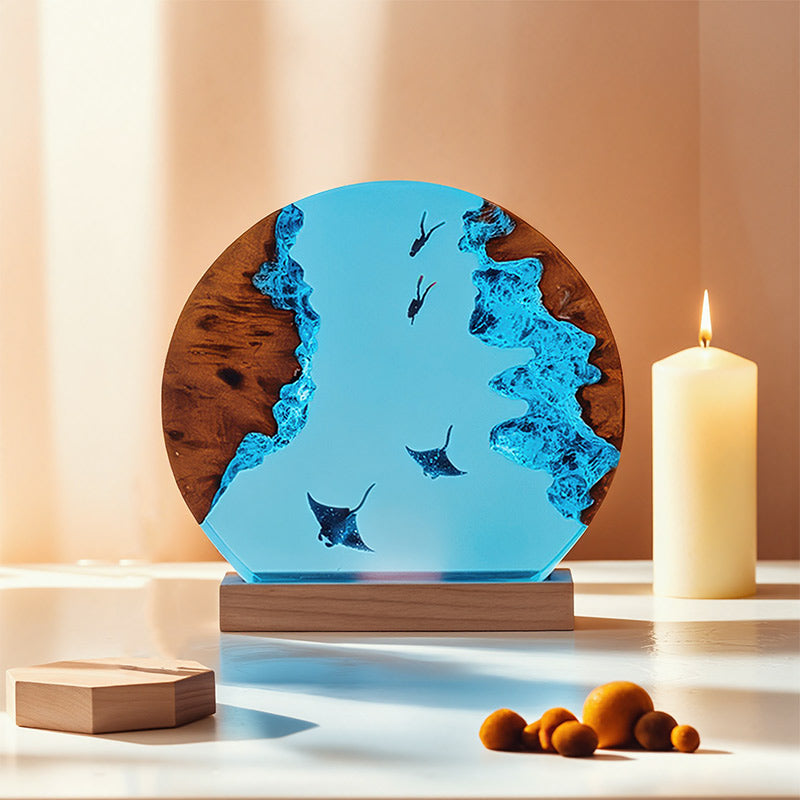 Diver & Manta Ray Resin Lamp Ocean Theme Circular Night Light for Bedside Decor