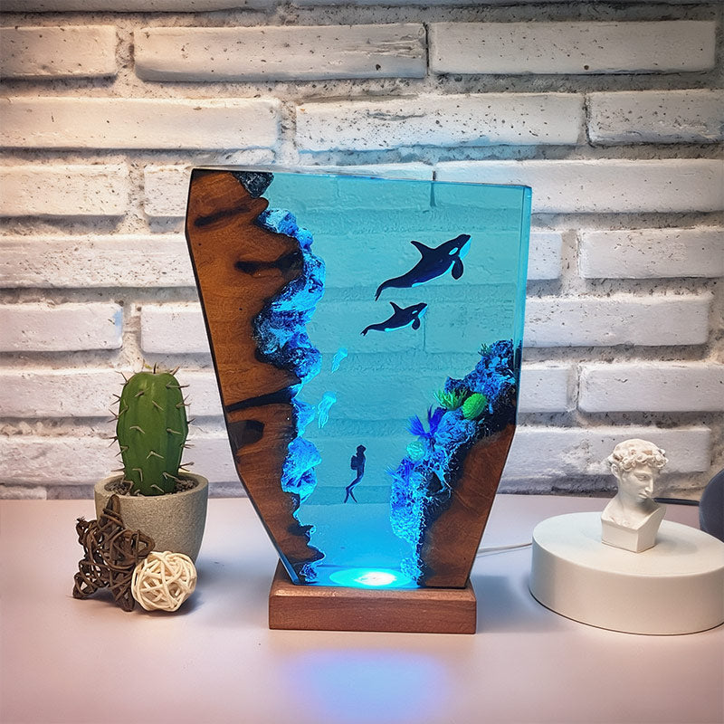 Orca Diver Resin Lamp Ocean-Themed Epoxy Night Light for Bedroom