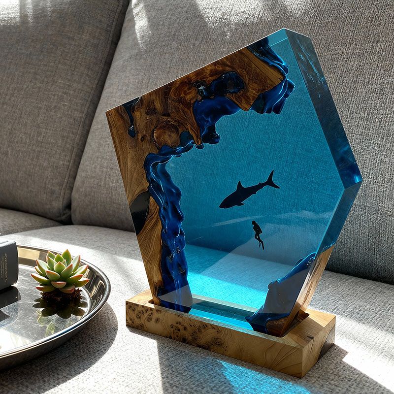 Shark & Diver Resin Lamp Ocean-Themed Handcrafted Night Light for Bedroom
