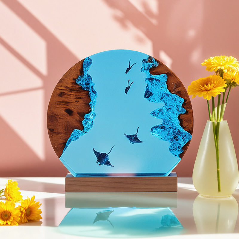 Diver & Manta Ray Resin Lamp Ocean Theme Circular Night Light for Bedside Decor