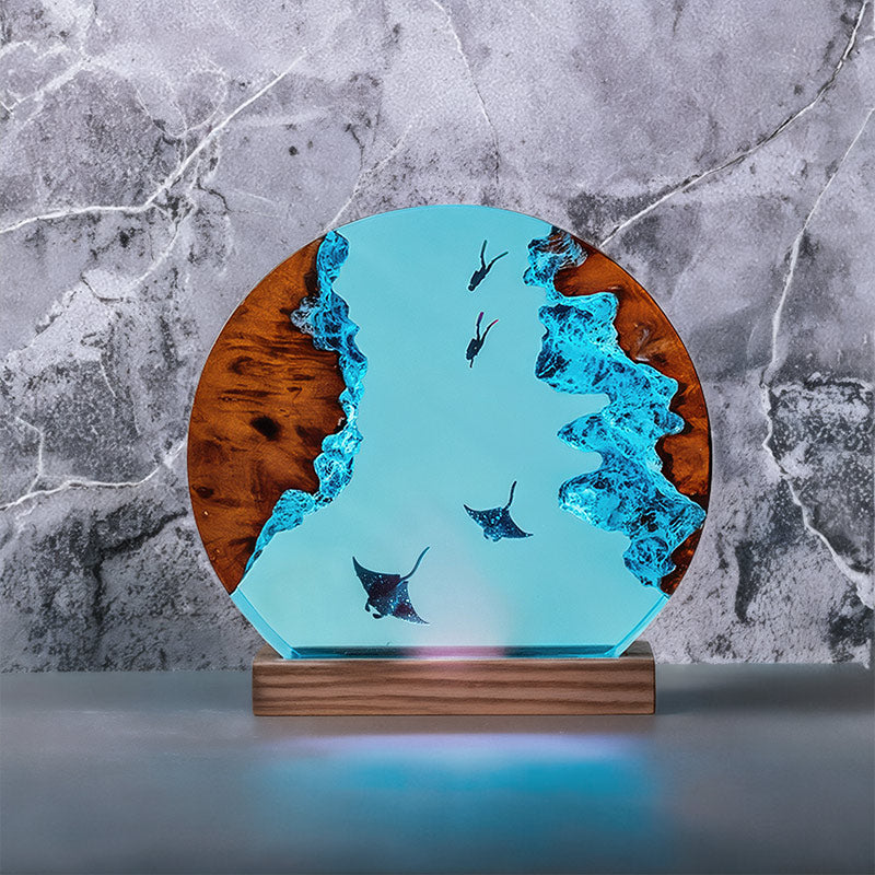 Diver & Manta Ray Resin Lamp Ocean Theme Circular Night Light for Bedside Decor